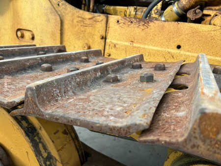 Grondschuivers 1984 Caterpillar D7G (29)