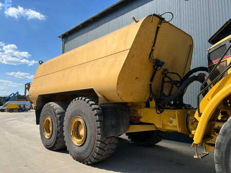 Sonstige 2005 Caterpillar 740 Water Truck (16)