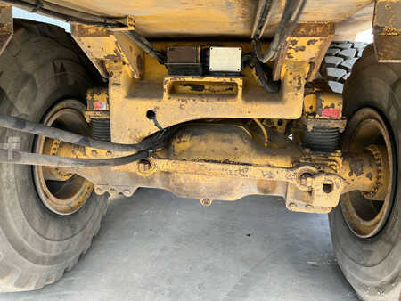 Sonstige 2005 Caterpillar 740 Water Truck (20)