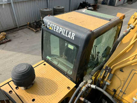 Koparki gąsienicowe 2006 Caterpillar 330D LN (30)