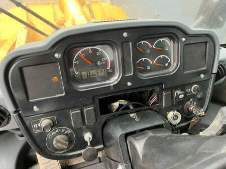 Carregadeira de rodas 2006 Caterpillar 950H (19)
