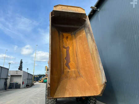 Dumper/Dúmpers articulados 2011 Volvo A25F (15)