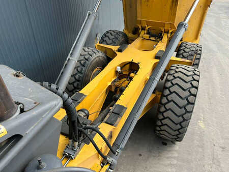 Dumper/Dúmpers articulados 2011 Volvo A25F (16)