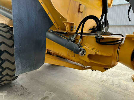 Dumper/Dúmpers articulados 2011 Volvo A25F (23)