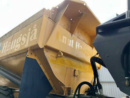 Dumper/Dúmpers articulados 2011 Volvo A25F (24)