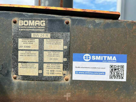 Kumipyöräjyrät  2008 BOMAG BW24R (10)