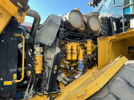 Wheel Loaders 2015 Caterpillar 980M (22)
