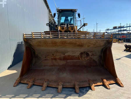 Wheel Loaders 2015 Caterpillar 980M (25)
