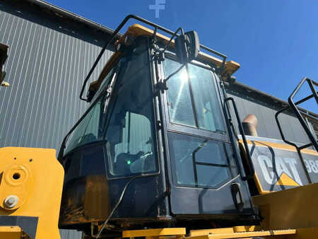 Wheel Loaders 2015 Caterpillar 980M (28)