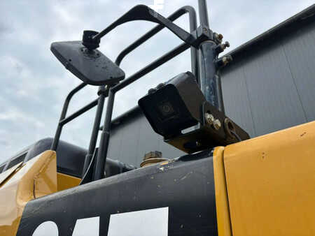 Beltegraver 2017 Caterpillar 330F (10)