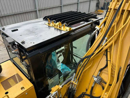 Beltegraver 2017 Caterpillar 330F (20)