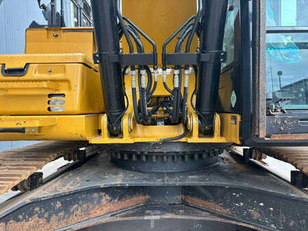 Beltegraver 2017 Caterpillar 330F (24)