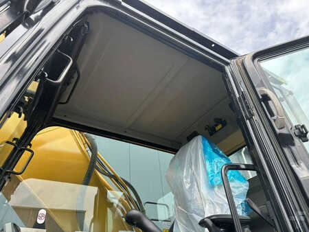 Beltegraver 2017 Caterpillar 330F (37)