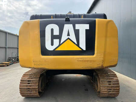 Beltegraver 2017 Caterpillar 330F (8)
