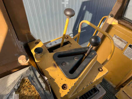 Carregadeiras de esteiras 1986 Caterpillar 953 - Ripper (22)