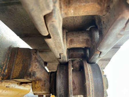 Carregadeiras de esteiras 1986 Caterpillar 953 - Ripper (30)