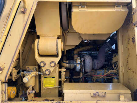 Carregadeiras de esteiras 1986 Caterpillar 953 - Ripper (37)