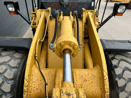 Carregadeira de rodas 2008 Caterpillar 950H (24)