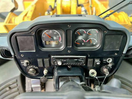 Carregadeira de rodas 2008 Caterpillar 950H (32)