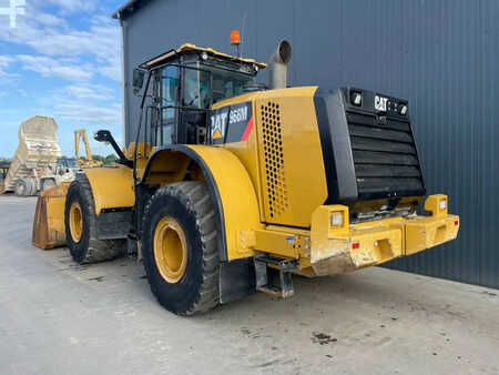 Ładowarki kołowe 2014 Cat 966M (2)
