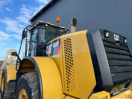 Ładowarki kołowe 2014 Cat 966M (8)