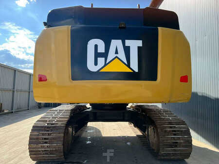Kettenbagger 2015 Caterpillar 352F (6)