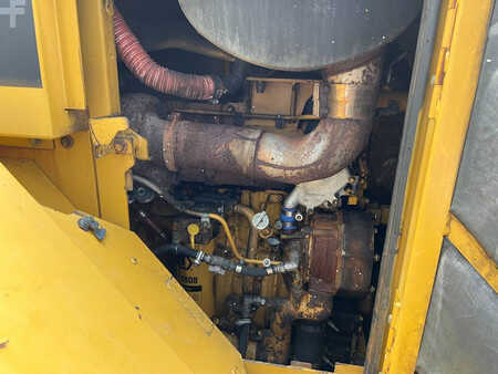 Buldożery 2006 Caterpillar 824H (40)