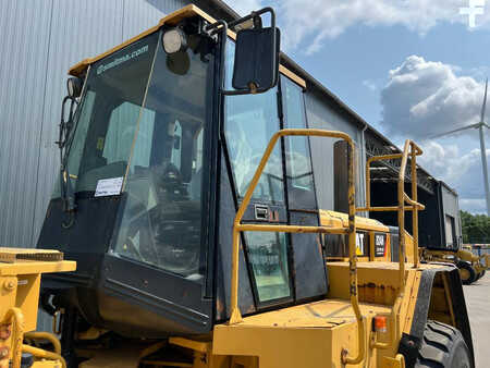 Buldożery 2006 Caterpillar 824H (8)