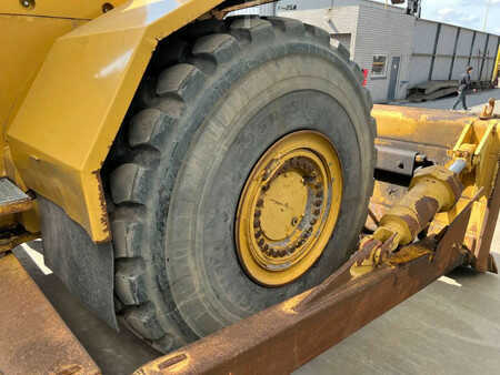 Bulldozer 2011 Caterpillar 824H (26)