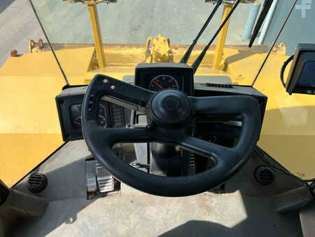 Bulldozer 2011 Caterpillar 824H (32)