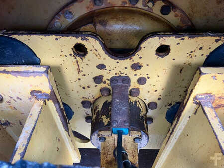 Komprimator 2011 Caterpillar CP76 (14)