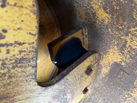 Komprimator 2011 Caterpillar CP76 (17)