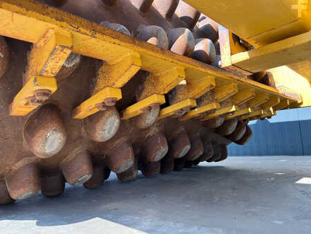 Komprimator 2011 Caterpillar CP76 (23)