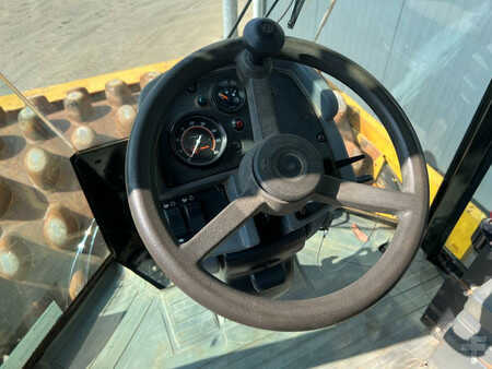Komprimator 2011 Caterpillar CP76 (27)