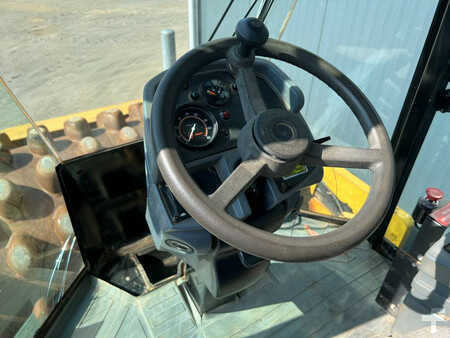 Komprimator 2011 Caterpillar CP76 (31)