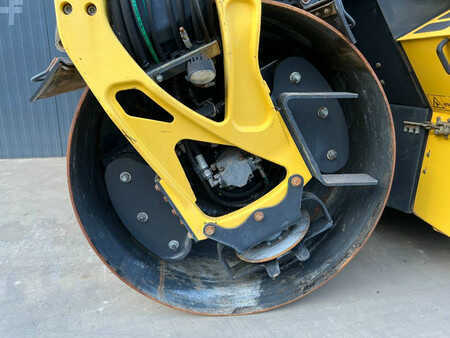 Tandemruller 2012 BOMAG BW174AP-4 AM (19)