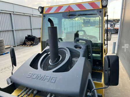 Tandemruller 2012 BOMAG BW174AP-4 AM (30)