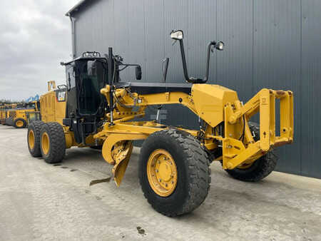 Grejdry 2017 Caterpillar 140M3 AWD (3)