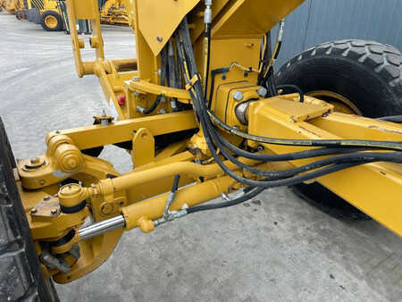 Grejdry 2017 Caterpillar 140M3 AWD (9)