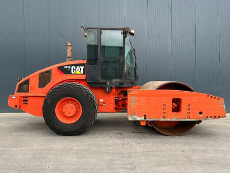 Sestavy válců 2012 Caterpillar CS76 XT (32)