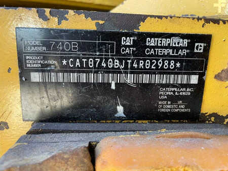 Knickgelenkte Muldenkipper/Dumper 2014 Caterpillar 740B (6)