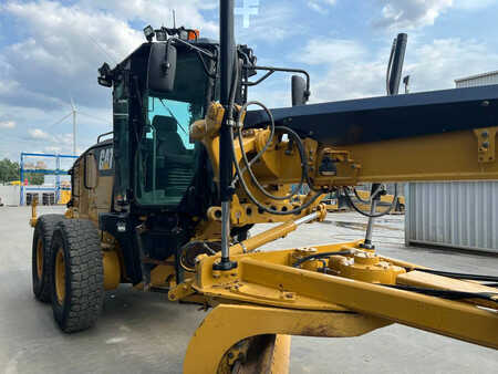 Grejdry 2014 Caterpillar 140M (14)