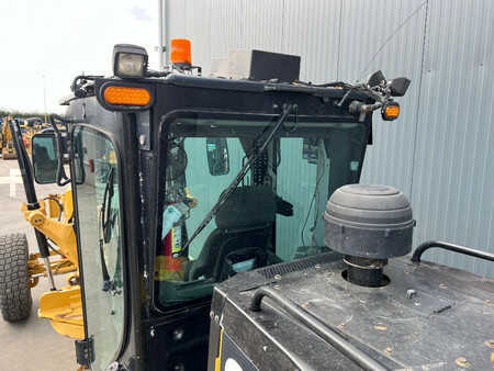 Grejdry 2014 Caterpillar 140M (19)