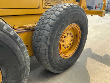 Grejdry 2014 Caterpillar 140M (37)