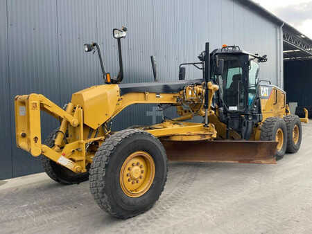 Niveladoras 2014 Caterpillar 140M (1)
