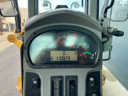 Niveladoras 2014 Caterpillar 140M (24)