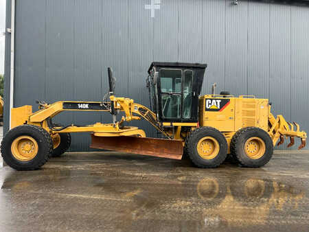 Grejdry 2018 Caterpillar 140K (2)
