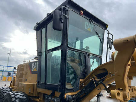 Grejdry 2018 Caterpillar 140K (20)