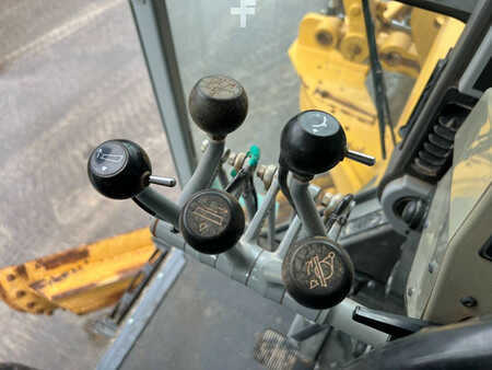 Grejdry 2018 Caterpillar 140K (31)