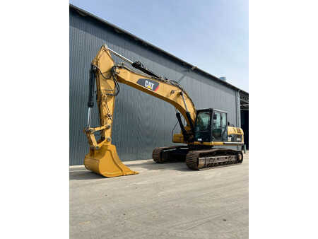 Pelles sur chenilles 2011 Caterpillar 329D LN (1)